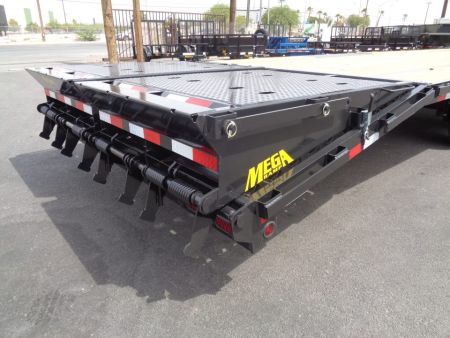 New 2027 Big Tex Trailer * 16GN-40D5A * 40ft Super Duty Single Wheel Tandem Axle Gooseneck Trailer w/ Mega Ramps *ON Order*