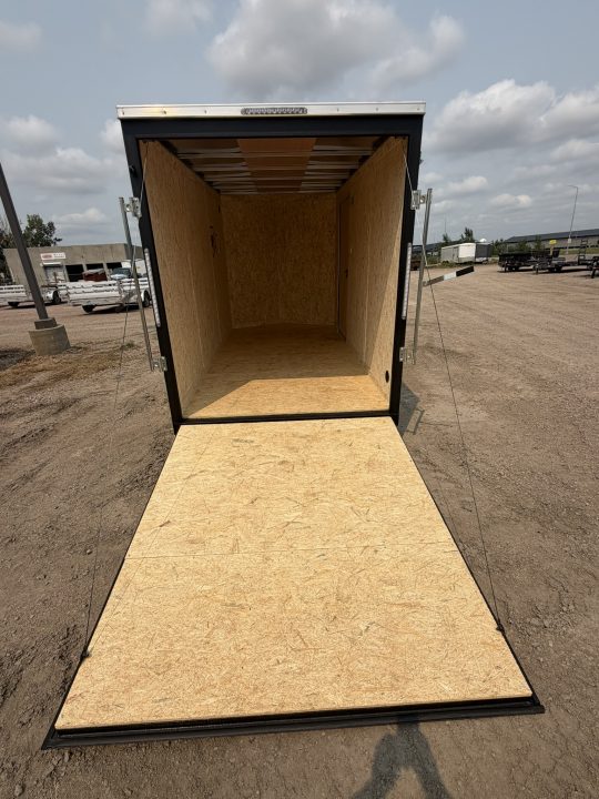 2027 Formula Trailers photo 5