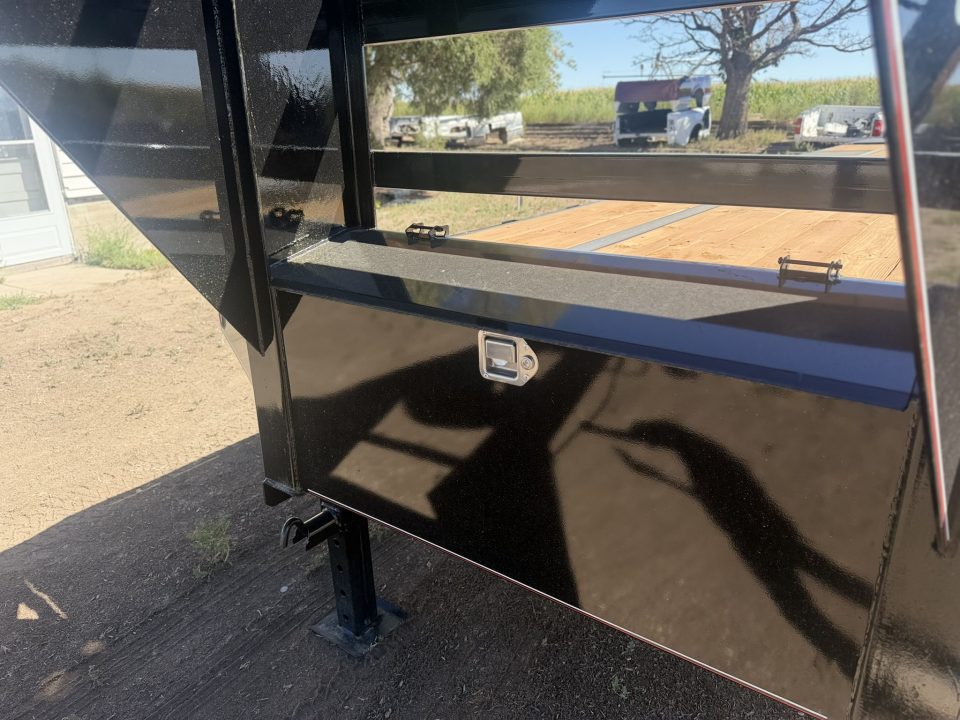 New 2026 Diamond T 8.5-36 Tandem Dual Gooseneck Deckover Equipment Hauler W/ MAXX Ramps and HDSS Suspension 25.9K GVWR