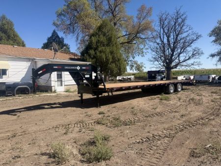New 2026 Diamond T 8.5-36 Tandem Dual Gooseneck Deckover Equipment Hauler W/ MAXX Ramps and HDSS Suspension 25.9K GVWR