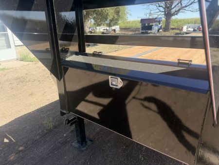 New 2026 Diamond T 8.5-36 Tandem Dual Gooseneck Deckover Equipment Hauler W/ MAXX Ramps and HDSS Suspension 25.9K GVWR