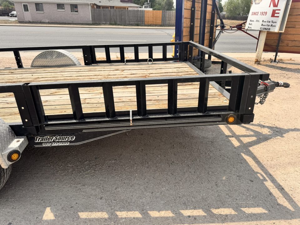 Used 2018 PJ Trailers 7-12 Ramp Gate ATV
