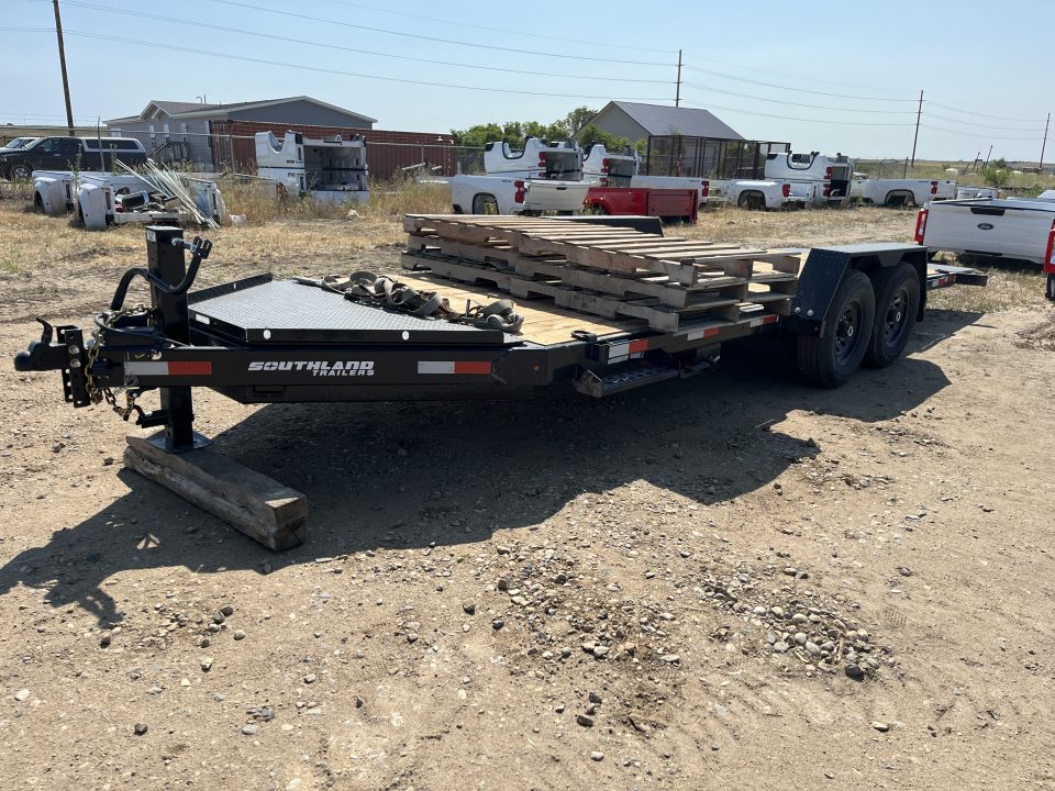 New 2026 Southland Trailers TILT