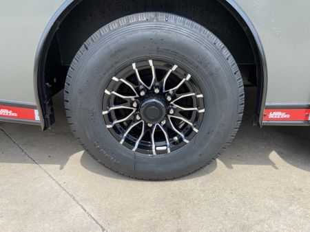New United Trailers UXT-8.5X16 Contractor