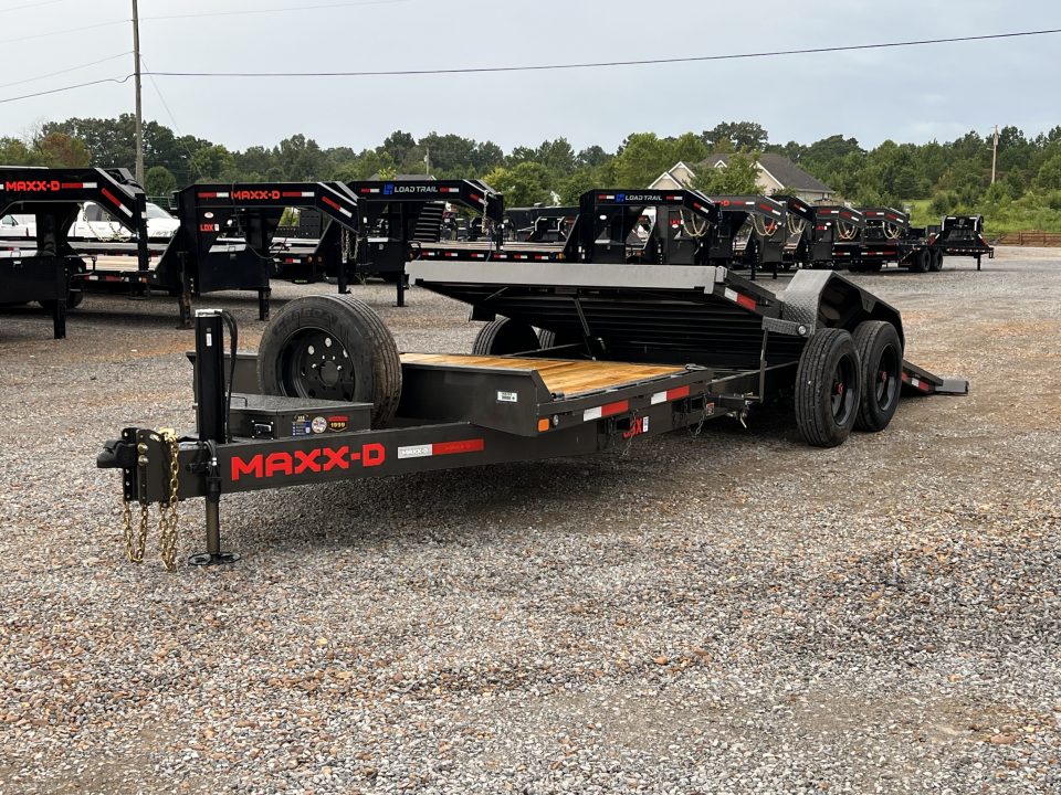 New 2027 MAXXD 83" X 22' 17.6K Tilt Equipment Trailer *OAK FLOOR*