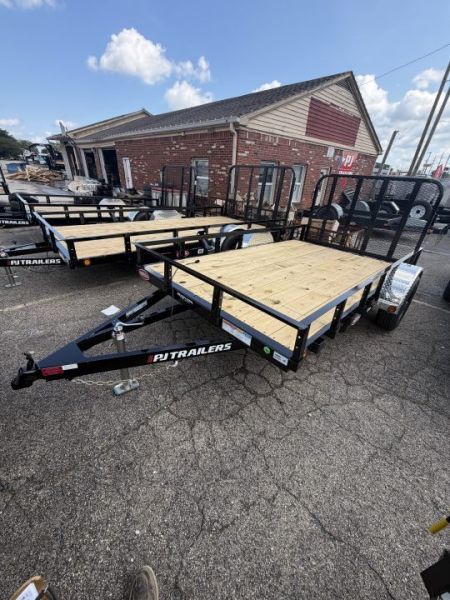 New 2027 PJ Trailers U7121 Utility Trailer 72X12 SA DOVETAIL  (GVW:4995) BLACK