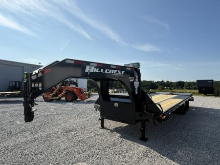 New HillCrest Gooseneck 20+5 25.9 W/ Max Ramp