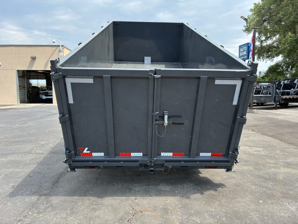 2027 Lamar photo 3