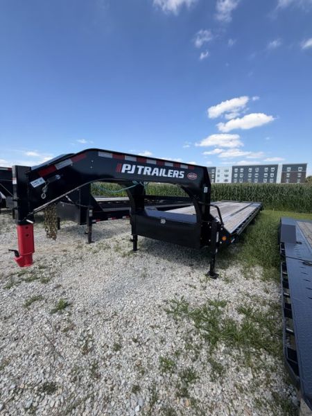 New 2027 PJ Trailers LS322 Equipment Trailer 102X32 TA SINGLES GOOSENECK DOVETAIL (GVW:15680) BLACK