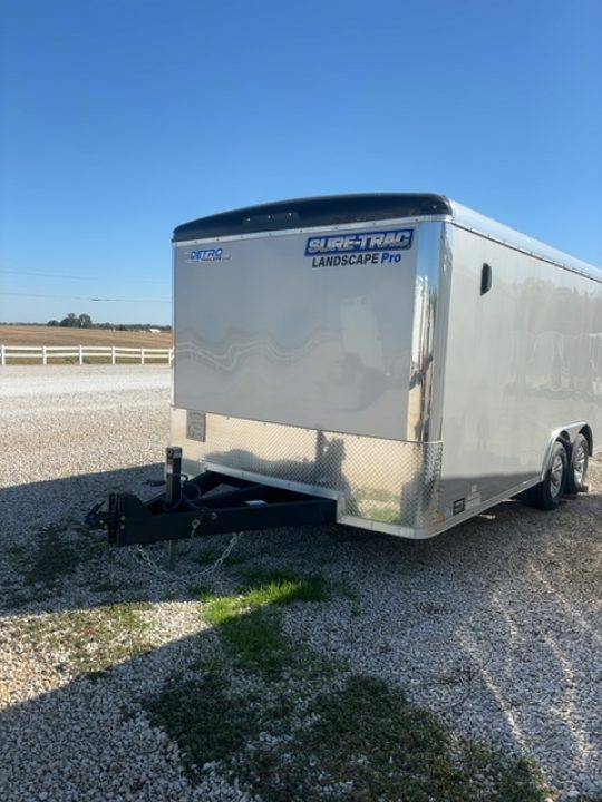 New 2026 Sure-Trac 8.5 x 18 Landscape Pro Enclosed Round Top 10K Cargo / Enclosed Trailer