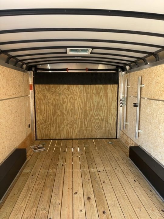 New 2026 Sure-Trac 8.5 x 18 Landscape Pro Enclosed Round Top 10K Cargo / Enclosed Trailer