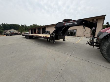 New 2026 Midsota Trailers 102 x36' Gooseneck Equipment Trailer w/ Jumbo Ramps - Winch Plate w/ Sliding Winch Track/Spare Tire/Rear Loading LED Lights - 25,900# GVWR
