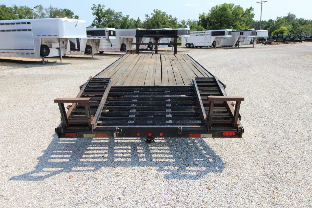 Used 2007 Delta Trailers 20+4 GN Flatbed Trailer