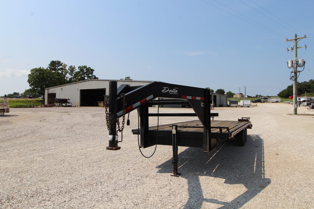 Used 2007 Delta Trailers 20+4 GN Flatbed Trailer