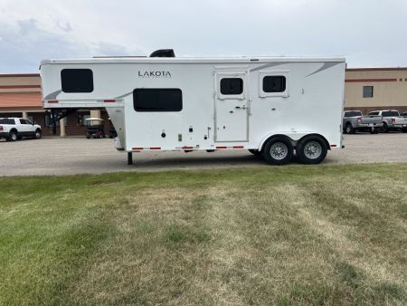 Used 2023 Lakota 2H 7' LQ AC27 Horse Trailer