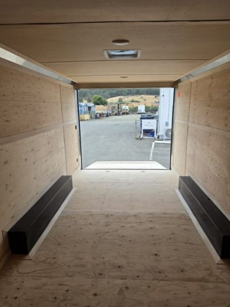 New SALE! CAR HAULER ENCLOSED 2027 CONTINENTAL CARGO VHW8520TA3 8.5 X 20 10,000 GVWR TRAILER