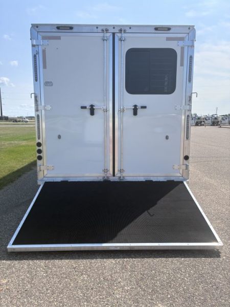New 2027 SMC Laramie 3H 12' LQ Horse Trailer
