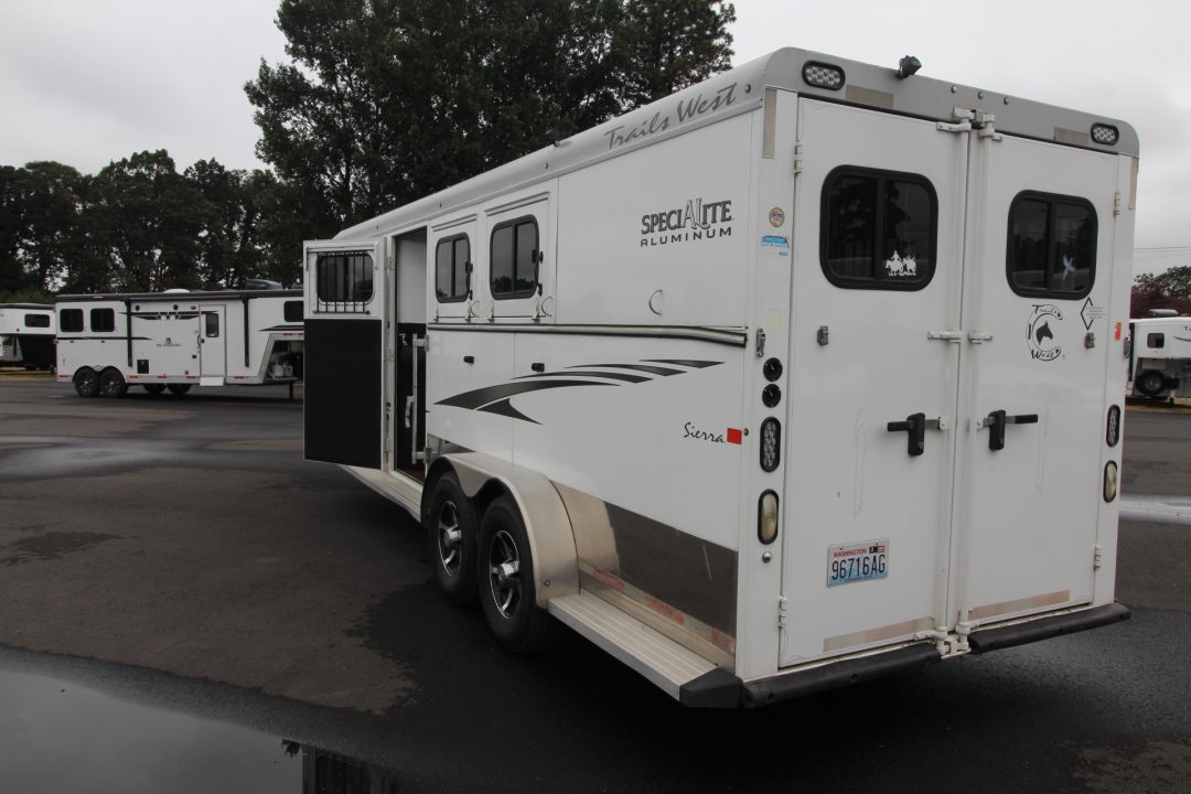 Used 2015 Trails West Sierra SpeciaLite 3 Horse Trailer