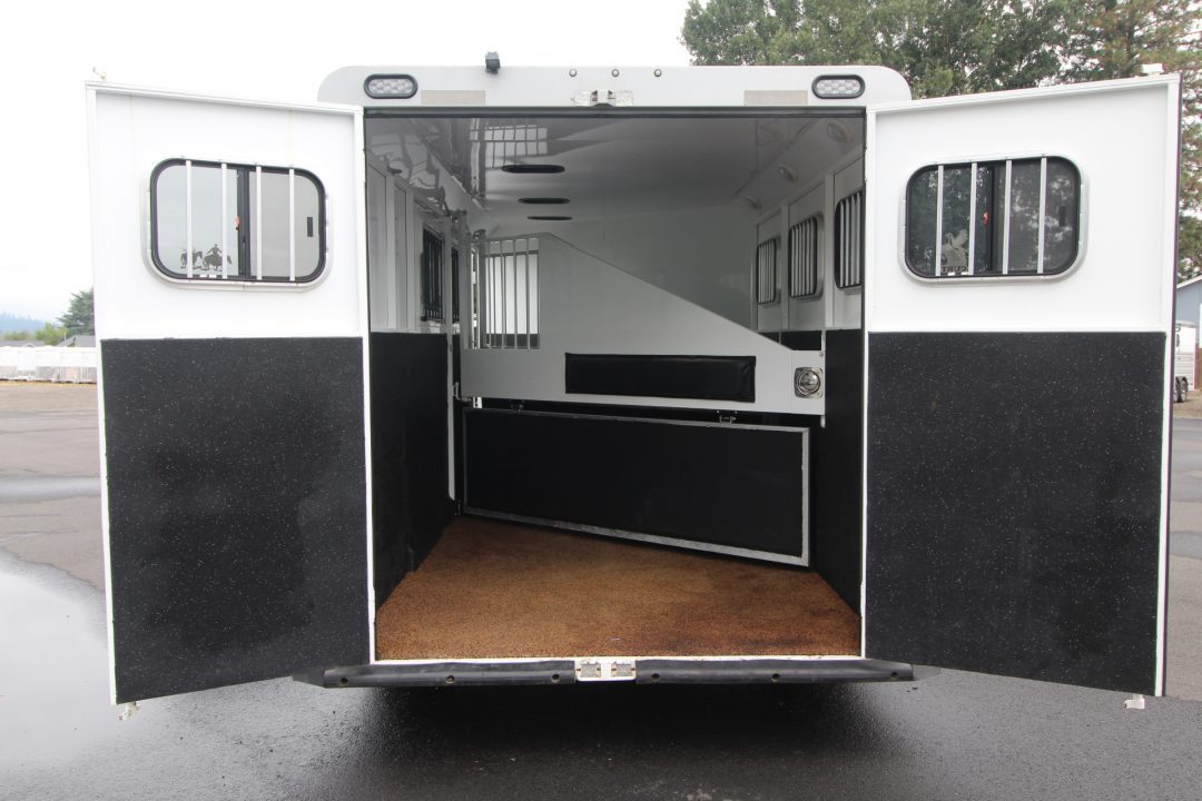 Used 2015 Trails West Sierra SpeciaLite 3 Horse Trailer