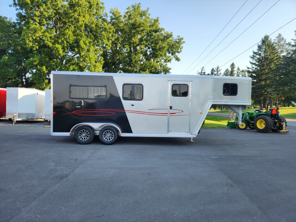 New 2026 Frontier Trailers 2 Horse Gooseneck Stock / Stock Combo Trailer