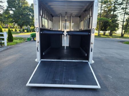 New 2026 Frontier Trailers 2 Horse Gooseneck Stock / Stock Combo Trailer