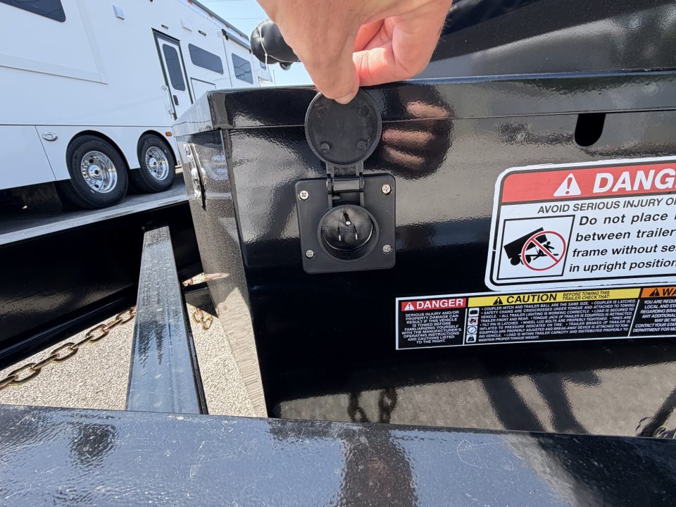 New 2027 7X14 U-Dump Trailer