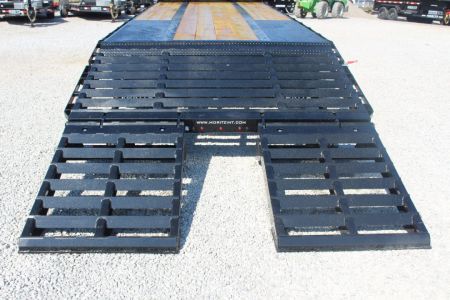 New 2026 Moritz FDPH DT 22' + 5' - Pintle Ring Deckover Equipment Trailer - 40000# GVW