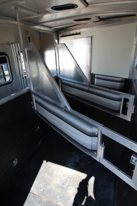 Used 1999 SilverLite LQ 3 Horse Trailer
