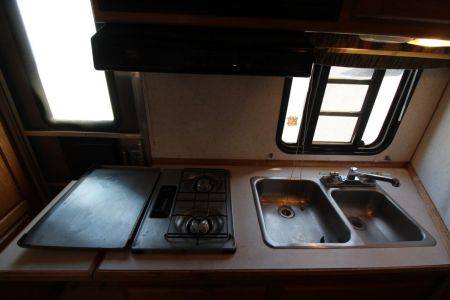 Used 1999 SilverLite LQ 3 Horse Trailer