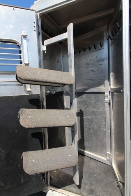 Used 1999 SilverLite LQ 3 Horse Trailer
