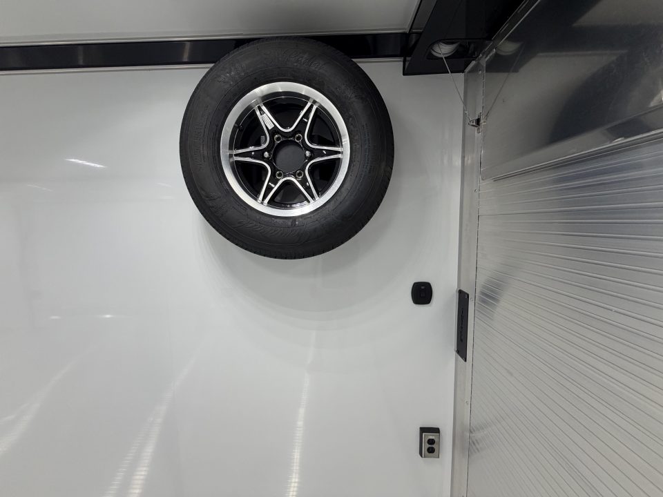 New 2027 8.5X28 inTech Race Trailer