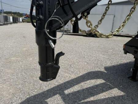 New HillCrest Gooseneck 35+5 25.9 W/ Max Ramps