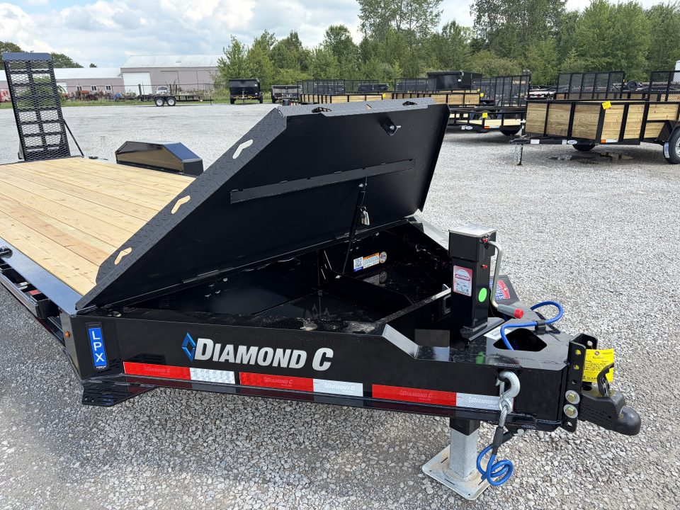 New 2027 Diamond C Trailers LPX207L22X82 (82" X 22') 15.5K (Pacesetter Ed.) Equipment Trailer