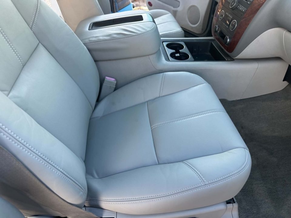 2009 Chevrolet Silverado 1500 LTZ - Photo 18