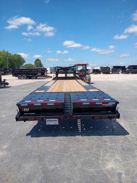 New 2027 PJ Trailers LQ302