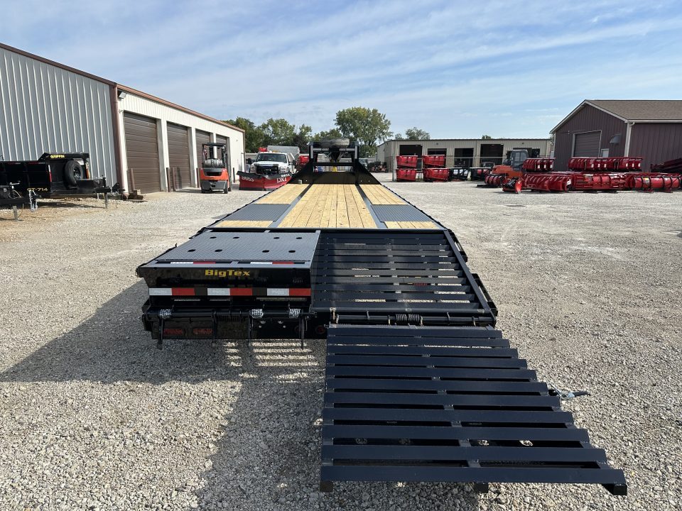 New 2027 Big Tex 22GN Gooseneck Deck over 23,900 gvw with mega ramp