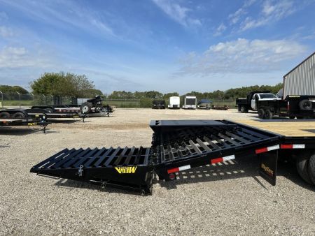 New 2027 Big Tex 22GN Gooseneck Deck over 23,900 gvw with mega ramp