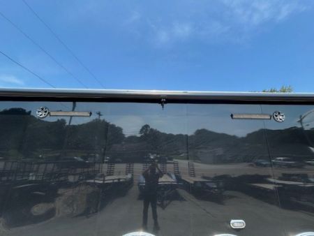New Haulmark 8.5x34 18k Edge Black W/ Hyd Jack/AC