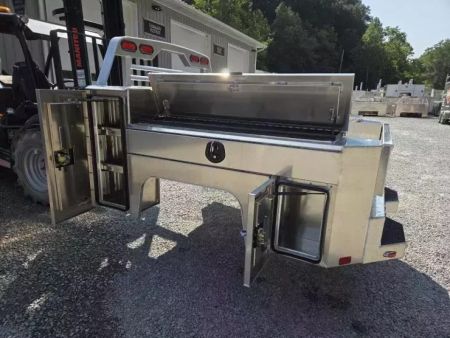 New Martin Truck Bodies Aluminum Gooseneck Service Body SRW 6.5' GMC / Chevy / Ford SMOOTH APPEARANCE