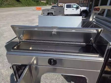 New Martin Truck Bodies Aluminum Gooseneck Service Body SRW 6.5' GMC / Chevy / Ford SMOOTH APPEARANCE