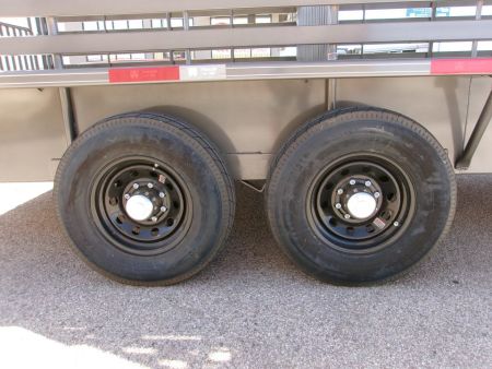 New 2026 WW 6.8x20 GN Stock Trailer w/ Tarp
