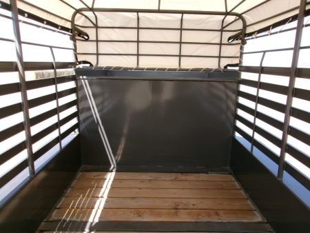 New 2026 WW 6.8x20 GN Stock Trailer w/ Tarp