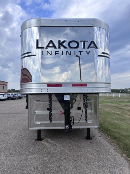 New 2027 Lakota Infinity 3H 16' LQ Horse Trailer