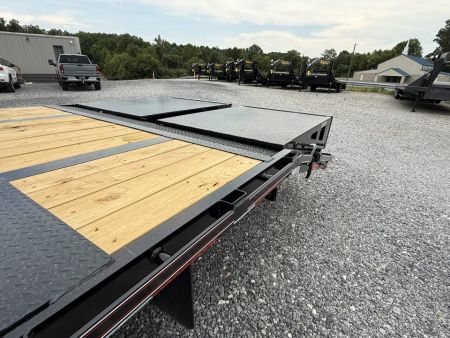 New 2027 Diamond C FMAX 212 32’ Flatbed Trailer, MAX RAMPS, 2 SPD JACKS, ALUMINUM OUTER WHEELS, ABS BRAKES, 25.9K GVWR