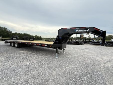 New 2027 Diamond C FMAX 212 32’ Flatbed Trailer, MAX RAMPS, 2 SPD JACKS, ALUMINUM OUTER WHEELS, ABS BRAKES, 25.9K GVWR