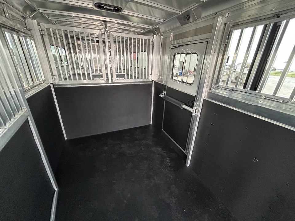 New 2027 Adam 4/5 Horse Pro Racer Horse Trailer