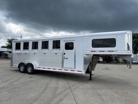 New 2027 Adam 4/5 Horse Pro Racer Horse Trailer