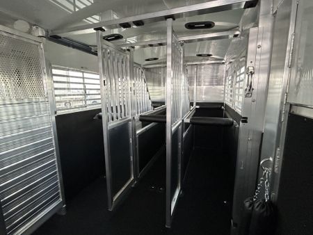 New 2027 4-Star Trailers 5-8 Horse Head to Head Horse Trailer