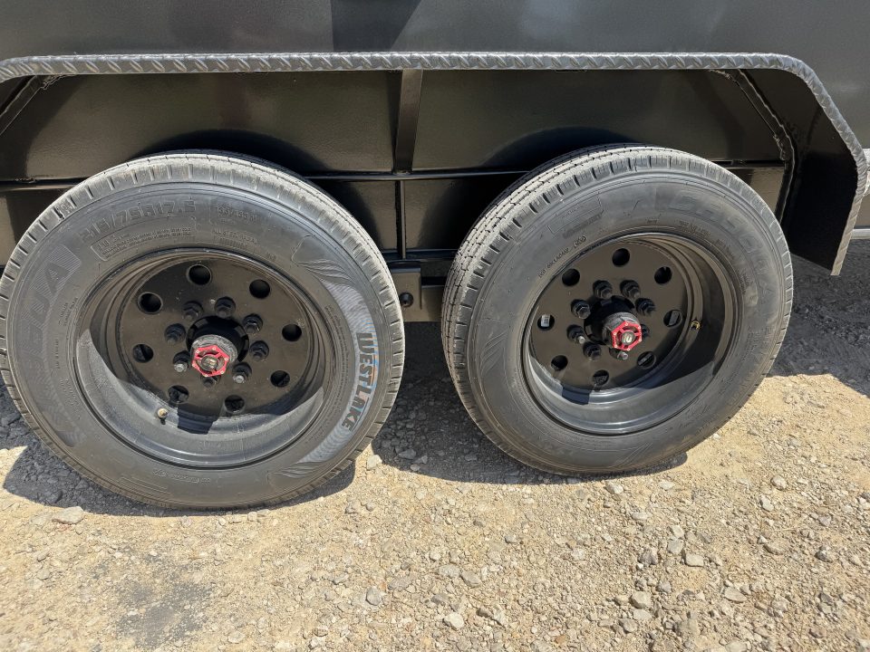 New 2026 MAXX-D DTX8316-7562 Dump Trailer