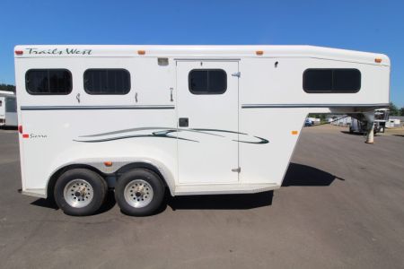 Used 2007 Trails West Sierra GN 2 Horse Trailer